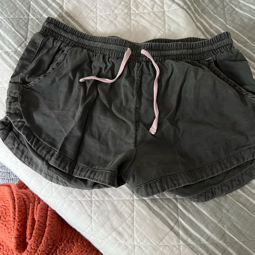 BILLABONG SHORTS